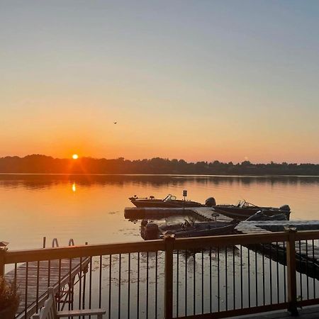 Merland Park Minnow Motel Picton Dış mekan fotoğraf