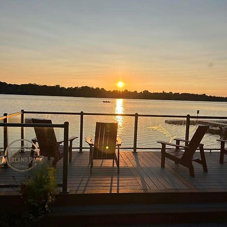 Merland Park Minnow Motel Picton Dış mekan fotoğraf