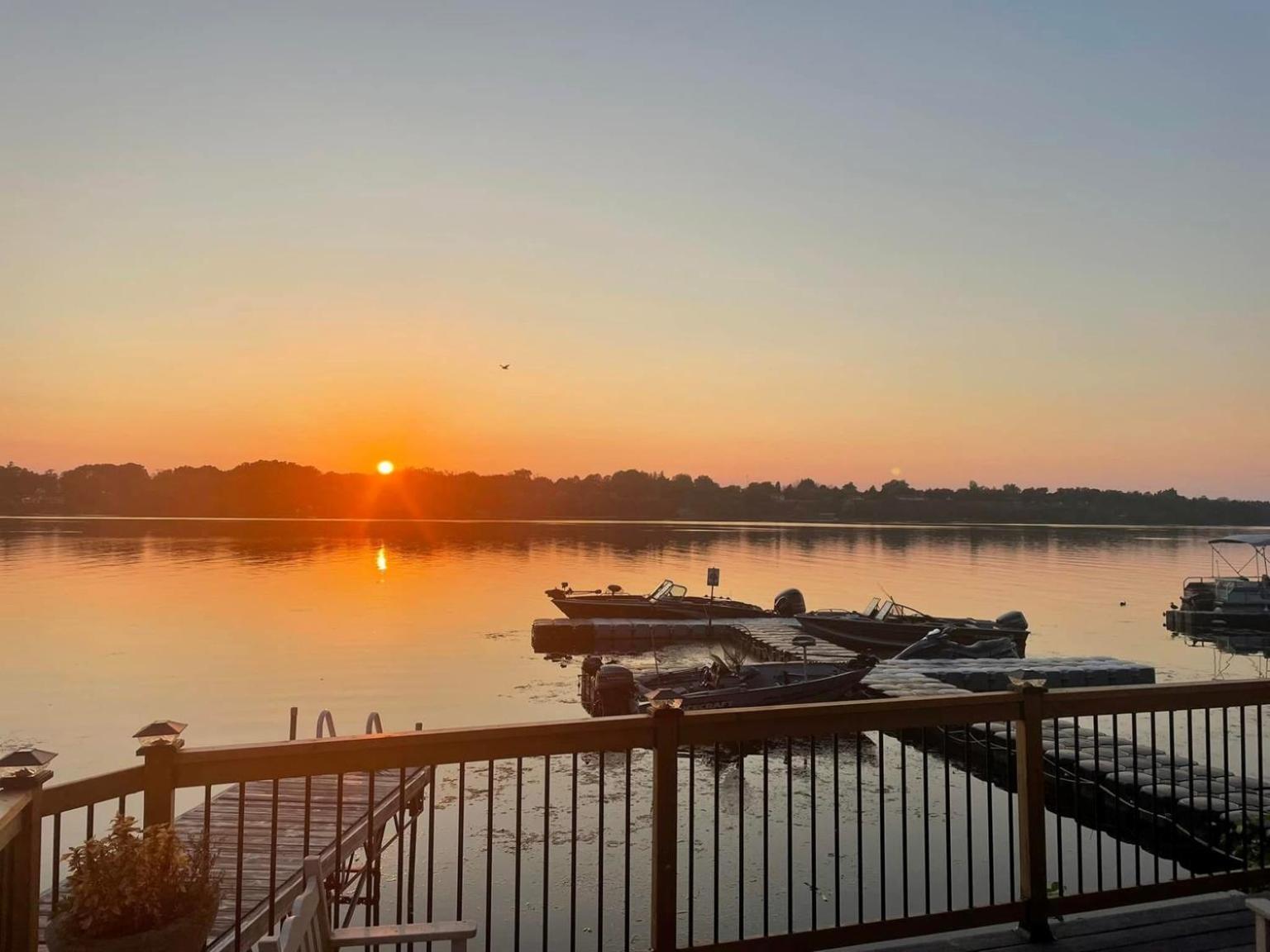 Merland Park Minnow Motel Picton Dış mekan fotoğraf